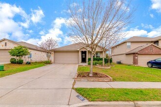 328 Baldwin St in Hutto, TX - Building Photo - Building Photo