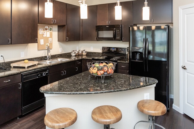 The Reserve at Towne Crossing in Longview, TX - Building Photo - Interior Photo