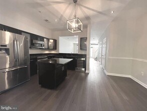 2724 Oak Leaf Ct in Odenton, MD - Building Photo - Building Photo