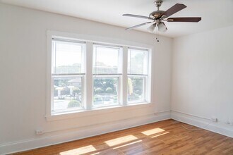 3842 W Lawrence Ave in Chicago, IL - Building Photo - Building Photo