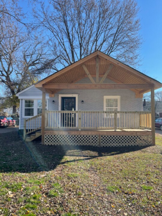 1172 Panama St in Memphis, TN - Building Photo