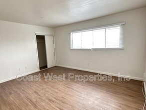 3906 Witherby St in San Diego, CA - Building Photo - Building Photo