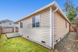 15715 26th Pl W in Lynnwood, WA - Building Photo - Building Photo