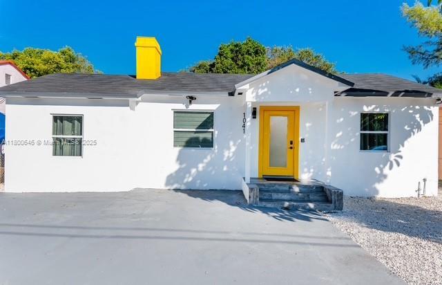 1041 NW 35th St in Miami, FL - Building Photo