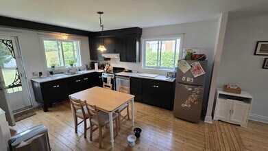 1780 La Salle Rue in Longueuil, QC - Building Photo - Building Photo