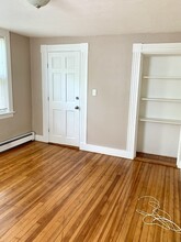 94 Spruce St in Milford, MA - Building Photo - Building Photo