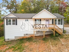 474 Hague Dr in Columbus, NC - Building Photo