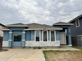 3606 Octavia Dr in Laredo, TX - Building Photo