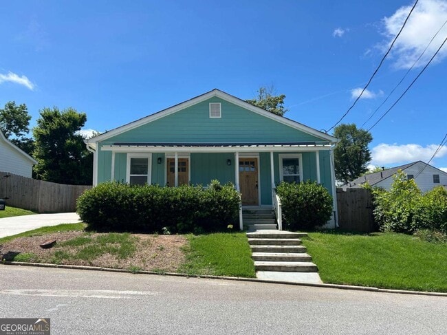 property at 14 6th St