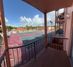 7155 Miami Lakes Dr in Miami Lakes, FL - Building Photo - Building Photo