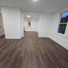 99 Eastern Ave in Somerville, NJ - Building Photo - Building Photo