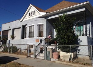 1424 Fedora St in Los Angeles, CA - Foto de edificio - Building Photo