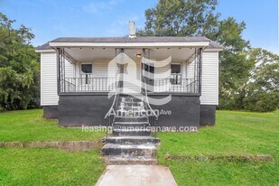 1116 Old Bessie Rd in Piedmont, SC - Building Photo