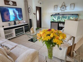 5975 SW 137th Ave in Miami, FL - Building Photo - Building Photo