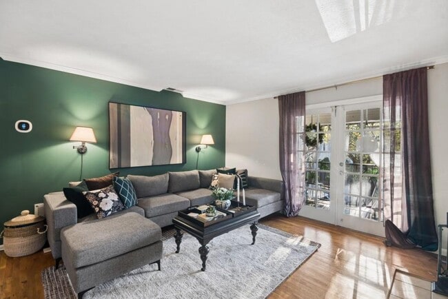 property at 1150 Collier Rd NW