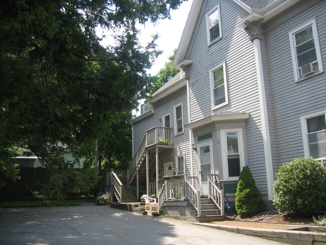 26 Broadway in Beverly, MA - Building Photo - Building Photo