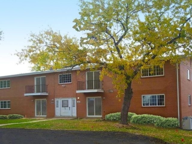 Koeneman Place Apartments in St. Louis, MO - Building Photo