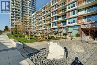 8031 Nunavut Ln in Vancouver, BC - Building Photo - Building Photo