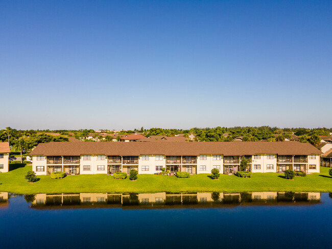 Winding Lake at Welleby in Sunrise, FL - Building Photo - Building Photo