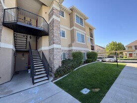 1212 W Spencer Rd in Pleasant Grove, UT - Building Photo
