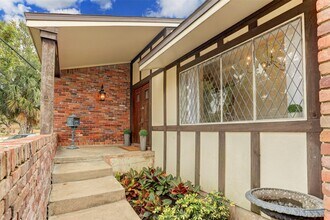 4135 Breakwood Dr in Houston, TX - Building Photo - Building Photo