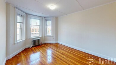 1179 Boylston St, Unit 25 in Boston, MA - Building Photo - Building Photo