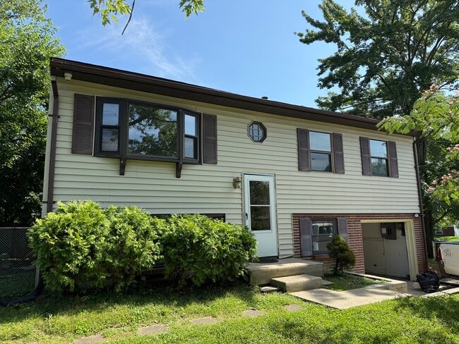 property at 2845 Brampton Dr