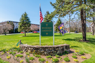 Woodcrest Condominiums in Chelmsford, MA - Building Photo - Other