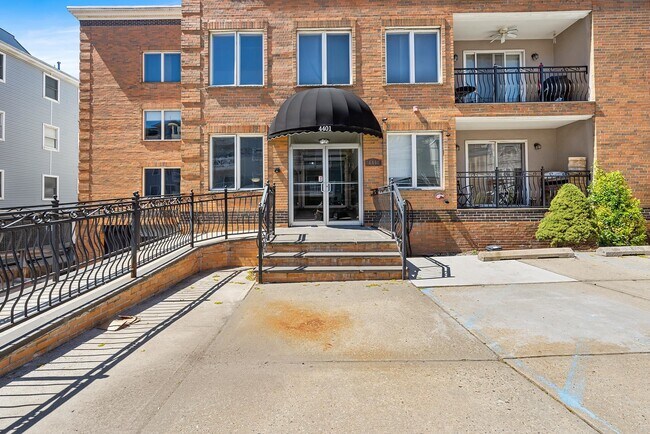 4401 Smith Ave in North Bergen, NJ - Building Photo - Building Photo