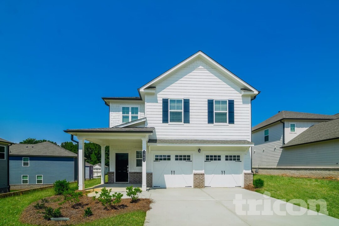 1943 Logan Ln in Conyers, GA - Building Photo