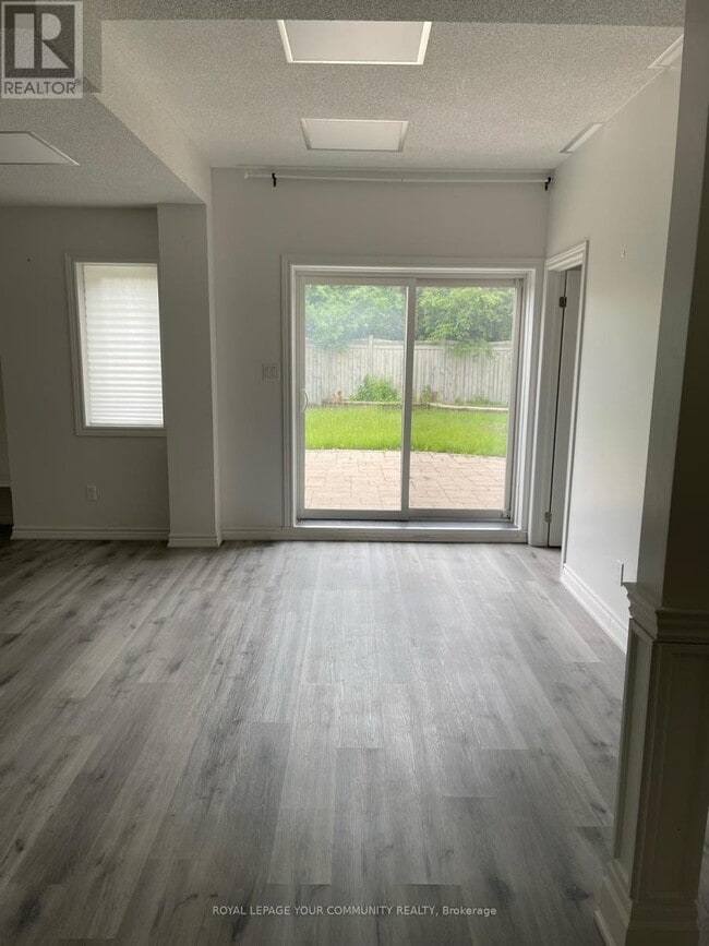 property at 9 Magdalan Cres