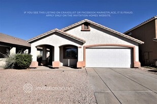 5621 S 11th Pl in Phoenix, AZ - Building Photo