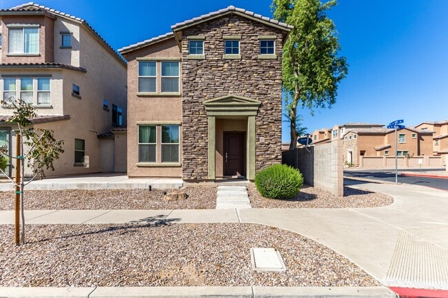 7742 W Palm Ln in Phoenix, AZ - Building Photo - Building Photo