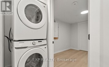 89 College St E in Belleville, ON - Building Photo - Building Photo