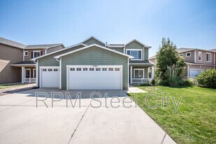 5104 Tabor Lane in Pueblo, CO - Building Photo
