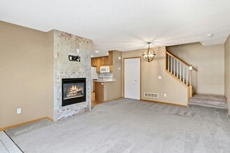 15714 Flackwood Trail in Apple Valley, MN - Building Photo - Building Photo