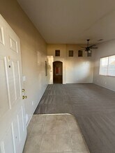 4703 Saguaro Ct in Bakersfield, CA - Building Photo - Building Photo