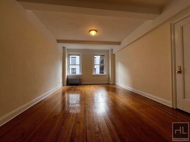 EAST 10 STREET in New York, NY - Foto de edificio - Building Photo