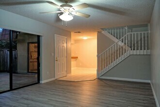 5282 Coral Ct in Orlando, FL - Building Photo - Building Photo