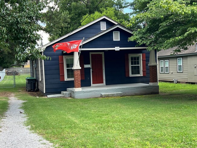 property at 533 S Cherokee Ave
