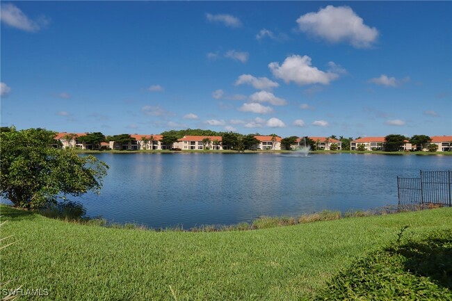 6544 Huntington Lakes Cir in Naples, FL - Building Photo - Building Photo