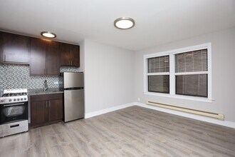 4551 N Damen Ave in Chicago, IL - Building Photo - Building Photo