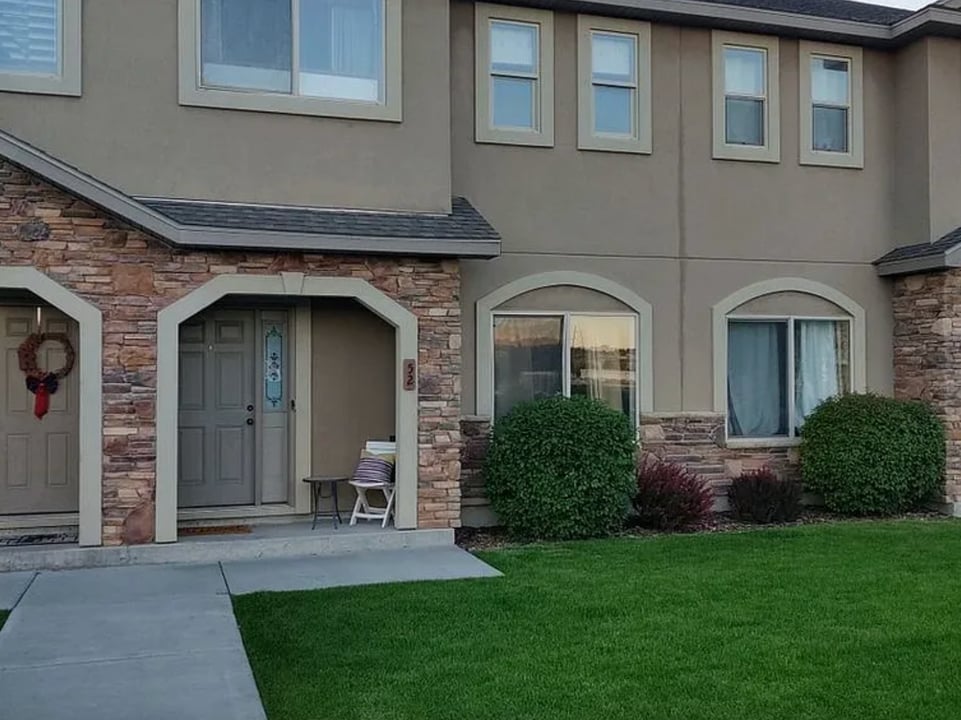 565 Pioneer Rd in Rexburg, ID - Building Photo