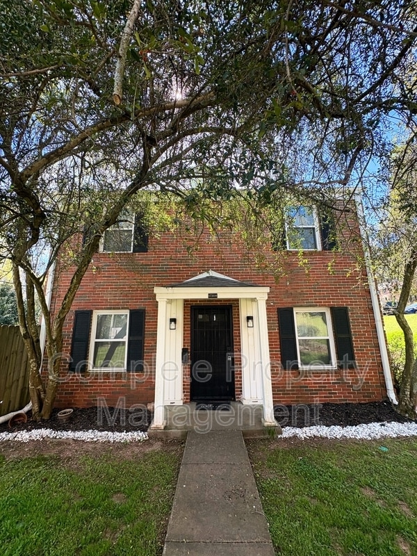 property at 1731 Valley Ave