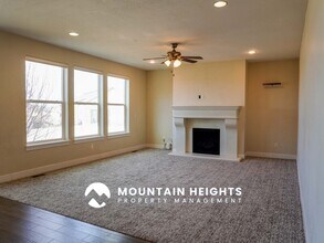 2274 S 50 E in Kaysville, UT - Building Photo - Building Photo