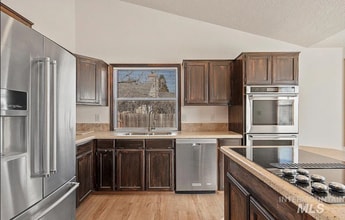 11147 W Highmont Dr in Boise, ID - Building Photo - Building Photo