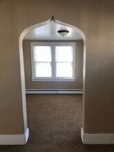 412 E D Ave-Unit -412 E Ave D - 1 in Bismarck, ND - Building Photo - Building Photo