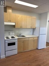 50 Scott St in St Thomas, ON - Building Photo - Building Photo