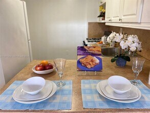 13120 SW 92nd Ave in Miami, FL - Building Photo - Building Photo