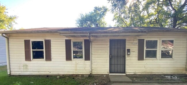 property at 1109 Koehn Dr